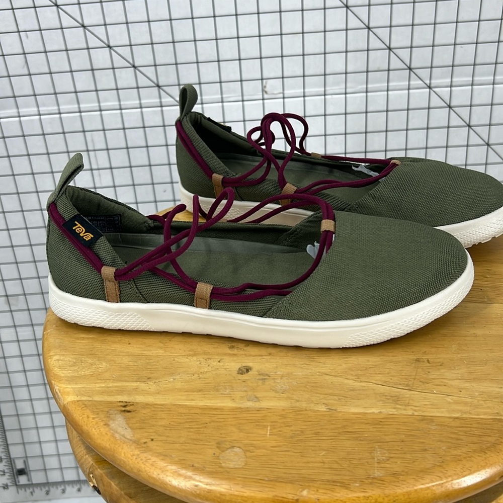 Teva Vlue Voya Infinity Green Slip On Athletic Sandals Mush